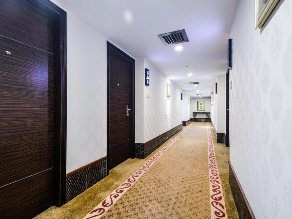 New World Hotel Kuangcsou Kültér fotó